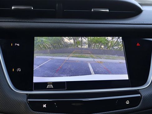 New 2026 Cadillac XT5 Luxury image 24