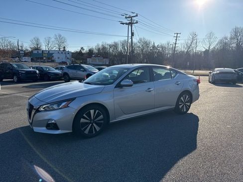 Used 2019 Nissan Altima 2.5 SL image 2