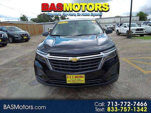 Used 2023 Chevrolet Equinox LS FWD image 1