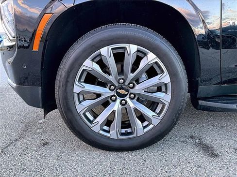 Used 2025 Chevrolet Tahoe High Country w/ Sun And Tow Package image 7