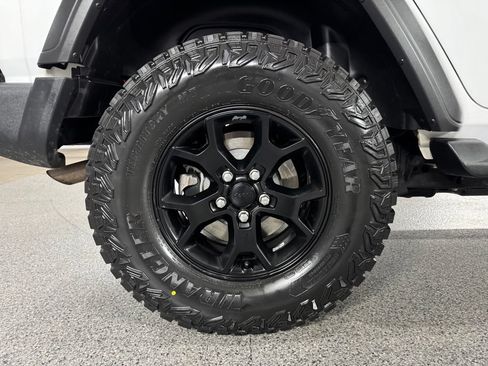 Used 2021 Jeep Wrangler Unlimited Sport AWD/4WD image 11