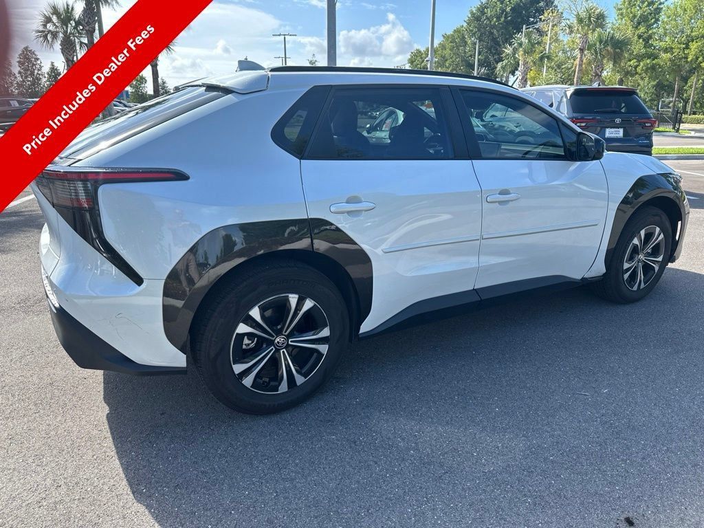Used 2024 Toyota bZ4X AWD w/ Weather Package image 5