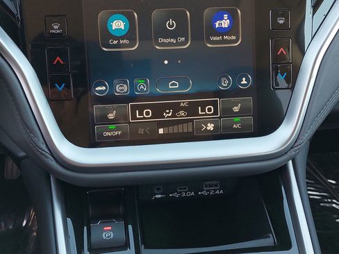 Used 2025 Subaru Outback Onyx Edition image 25