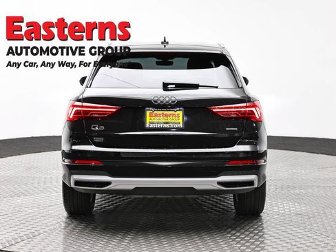 Used 2022 Audi Q3 2.0T Premium w/ Convenience Package AWD/4WD image 6