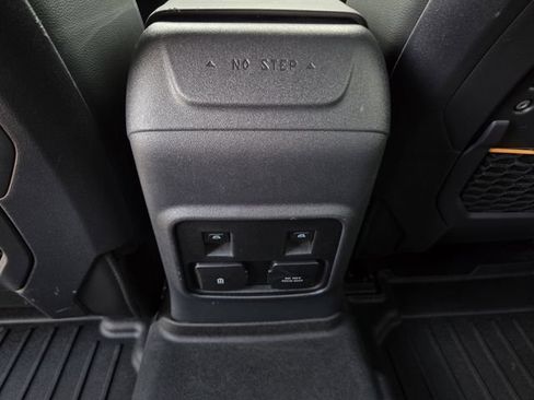 Used 2023 Ford Bronco Badlands AWD/4WD image 19