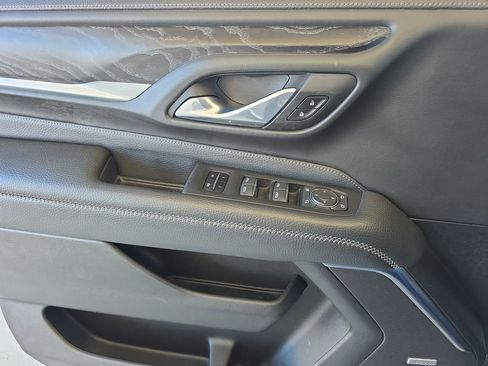 Used 2021 GMC Yukon Denali image 24