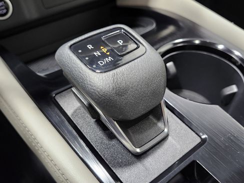 Used 2023 Nissan Rogue SL w/ SL Premium Package image 40