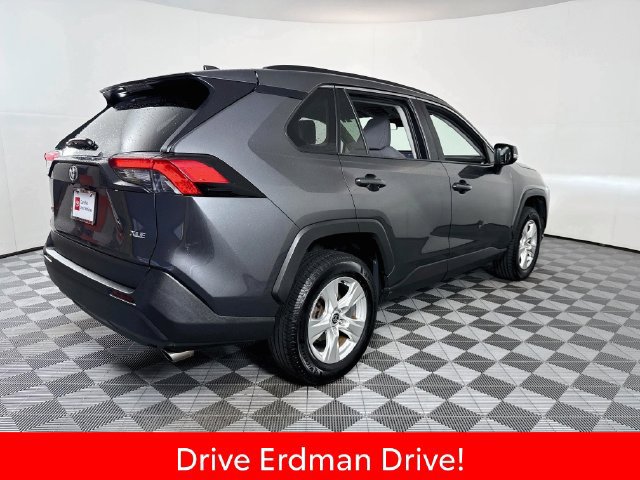 Certified 2021 Toyota RAV4 XLE FWD image 23