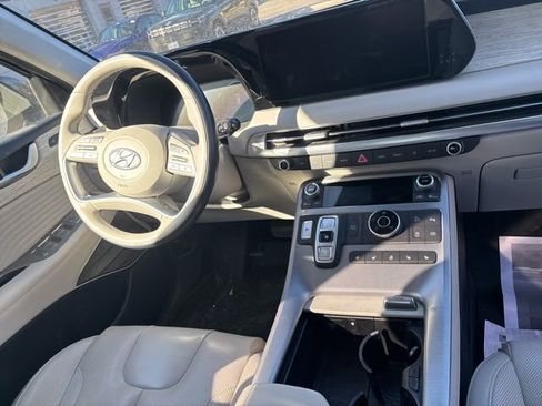 Used 2023 Hyundai Palisade Calligraphy image 12