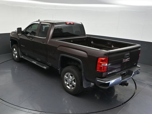 Used 2016 GMC Sierra 2500 SLE w/ SLE Preferred Package AWD/4WD image 17