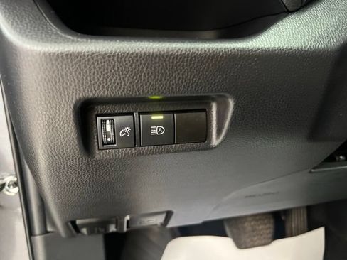 Used 2024 Toyota RAV4 LE AWD/4WD image 20
