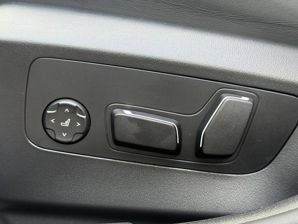 New 2027 BMW M5 Touring AWD/4WD image 15