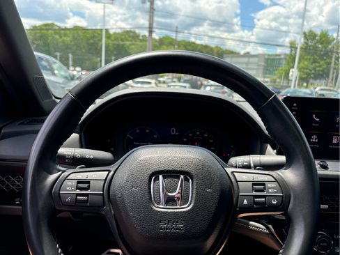Used 2024 Honda Accord Sport image 10