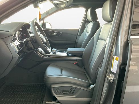 New 2025 Audi Q7 3.0T Premium Plus image 9