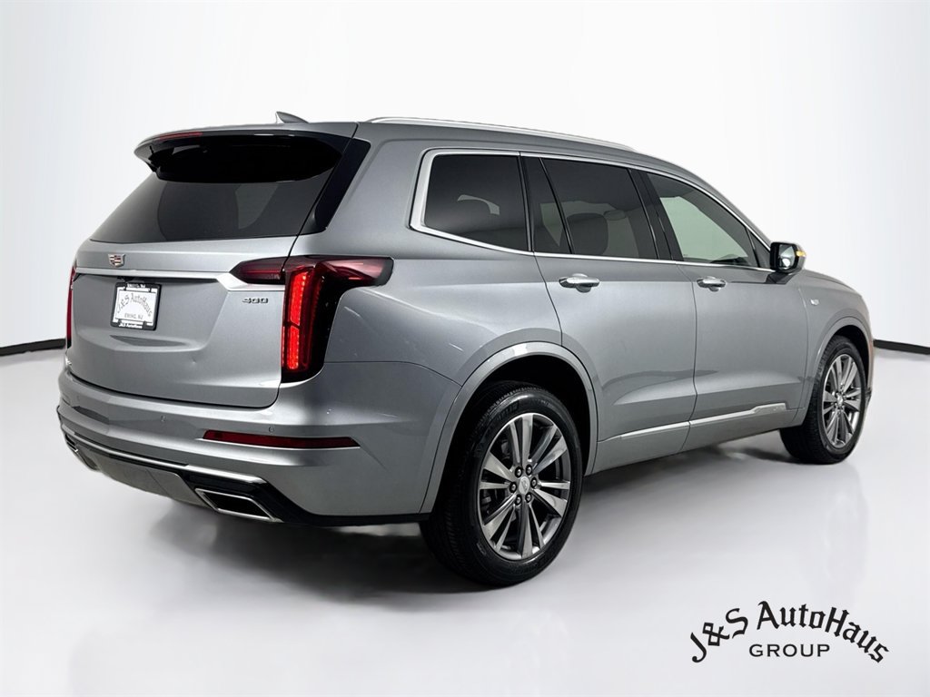 Used 2025 Cadillac XT6 Premium Luxury AWD/4WD image 7