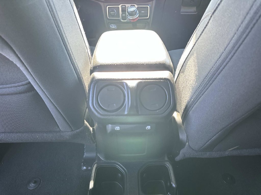 Used 2020 Jeep Wrangler Unlimited Sport AWD/4WD image 14