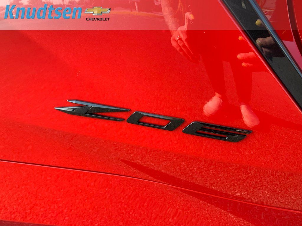 Used 2024 Chevrolet Corvette Z06 RWD image 14