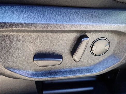 Certified 2025 Ford Ranger Lariat w/ FX4 Off-Road Package image 14