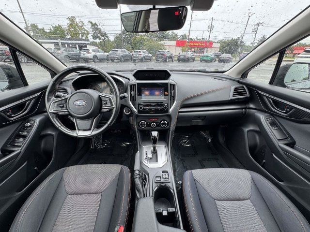 Used 2020 Subaru Crosstrek 2.0i Premium w/ Moonroof Package 1 AWD/4WD image 12