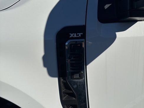 Used 2024 Ford F350 XLT w/ FX4 Off-Road Package image 4