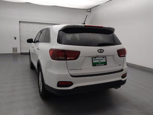 Used 2019 Kia Sorento FWD image 6