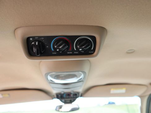 Used 2000 Ford Excursion XLT image 32