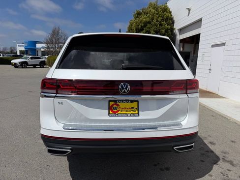 New 2026 Volkswagen Atlas SE FWD image 5