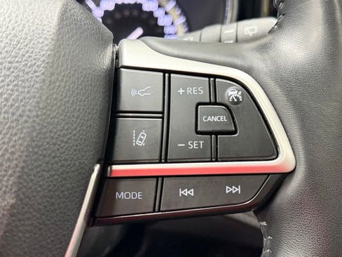 Used 2022 Toyota Highlander Limited image 22