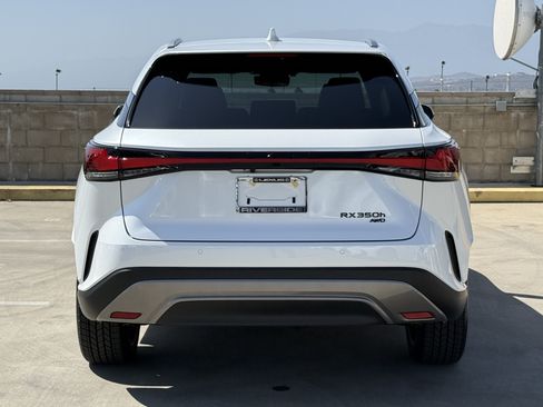New 2026 Lexus RX 350h AWD/4WD image 11