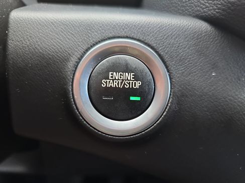 Used 2022 GMC Terrain SLE w/ Driver Convenience Package AWD/4WD image 19