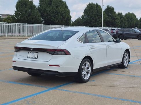 Used 2024 Honda Accord LX image 7