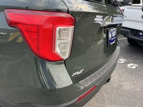 Used 2024 Ford Explorer XLT w/ Equipment Group 202A AWD/4WD image 12