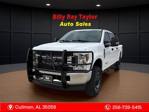 Used 2018 Ford F250 XLT image 1