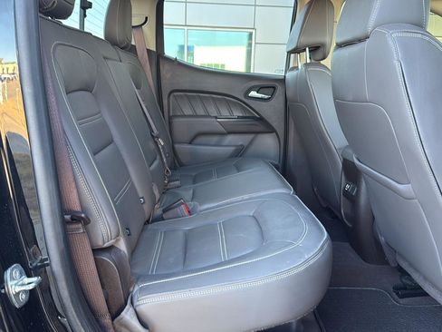 Used 2022 GMC Canyon Denali image 37