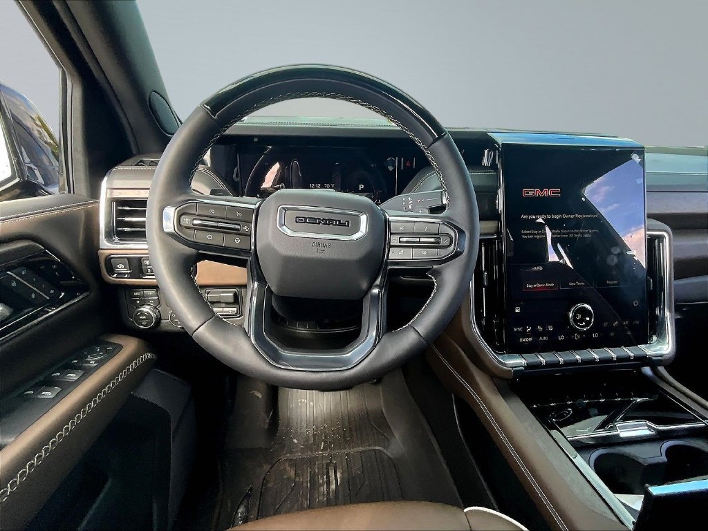 New 2026 GMC Yukon XL Denali Ultimate AWD/4WD image 18
