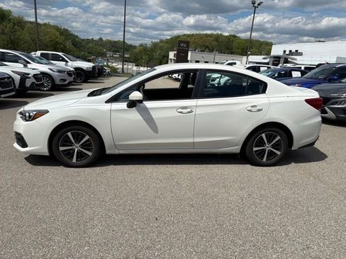 Used 2023 Subaru Impreza 2.0i Premium w/ Popular Package #1 AWD/4WD image 2