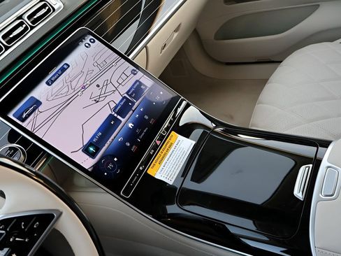 New 2026 Mercedes-Benz S 580 4MATIC Sedan image 21