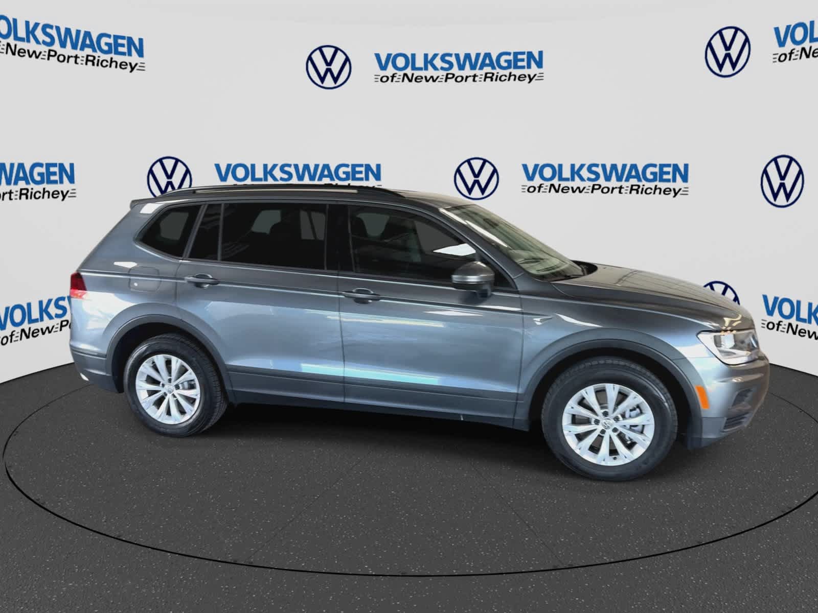 Used 2019 Volkswagen Tiguan S w/ Driver Assistance Package FWD image 9