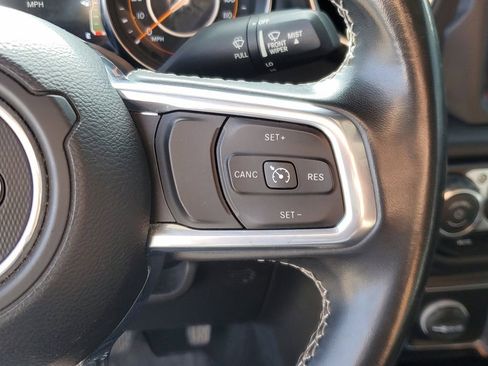 Used 2022 Jeep Gladiator Overland w/ Popular Equipment Package image 23