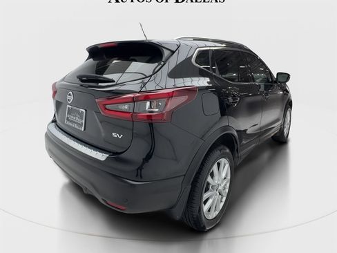 Used 2020 Nissan Rogue Sport SV FWD image 7