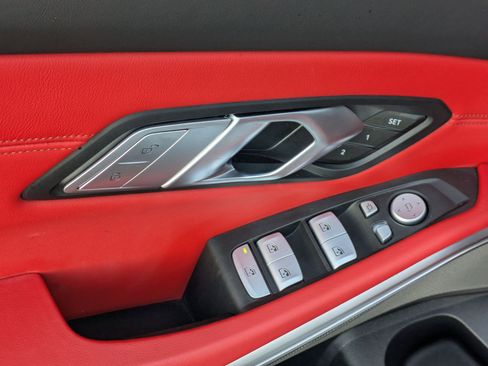 Used 2025 BMW M3 Competition image 10