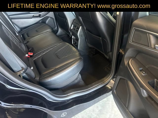 Used 2024 Ford Edge Titanium AWD/4WD image 36