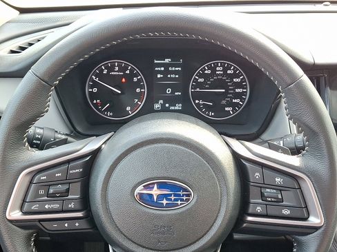 Certified 2025 Subaru Outback Premium w/ Popular Package #1A AWD/4WD image 21