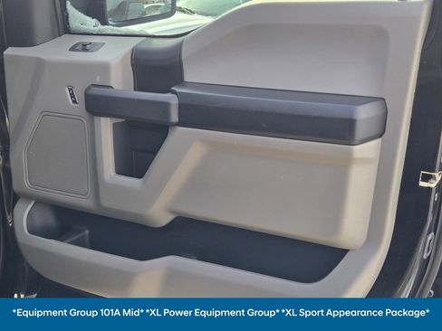 Used 2017 Ford F150 XL w/ Equipment Group 101A Mid image 7