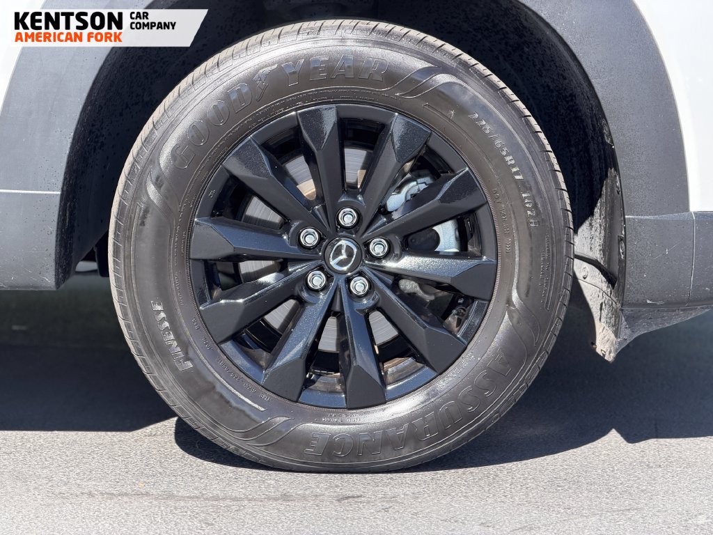 Used 2025 MAZDA CX-50 AWD 2.5 S w/ Premium Package image 12