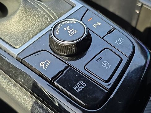 Used 2024 Kia Sportage X-Line w/ X-Line Premium Package AWD/4WD image 32