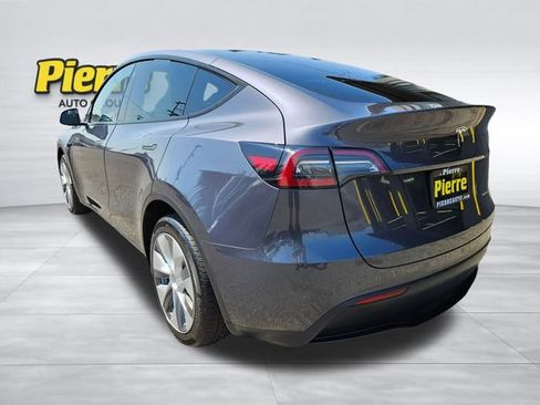 Used 2023 Tesla Model Y Long Range AWD/4WD image 3