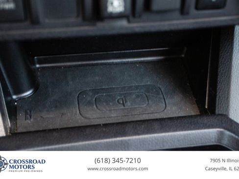 Used 2021 Toyota Tacoma TRD Sport AWD/4WD image 41