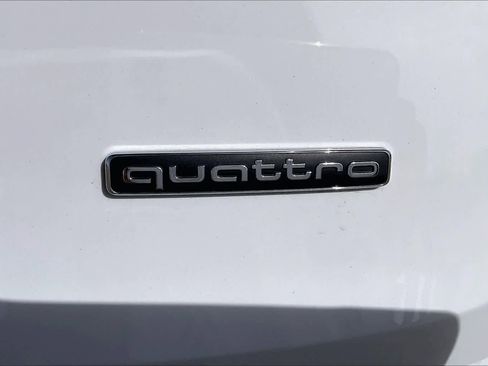 Used 2023 Audi Q7 2.0T Premium Plus AWD/4WD image 9