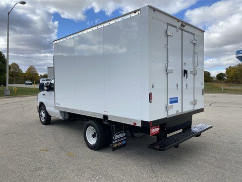 New 2025 Ford E-350 and Econoline 350 Super Duty w/ Power Equipment Group image 22